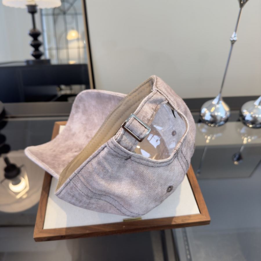 1:1 Replica dior hat ¥ — AAA Quality Replica — photo 6