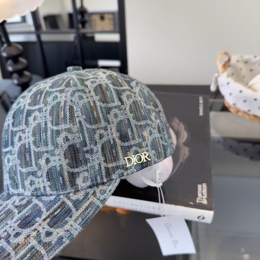 1:1 Replica dior hat ¥ — AAA Quality Replica — photo 6