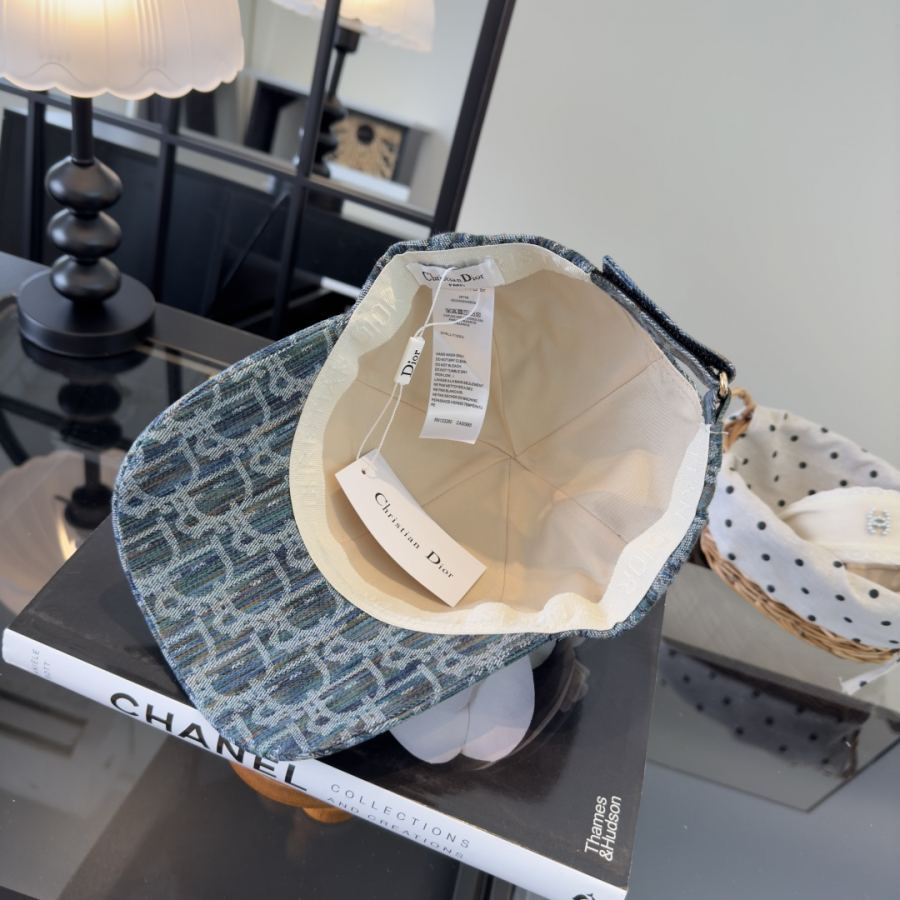 1:1 Replica dior hat ¥ — AAA Quality Replica — photo 9