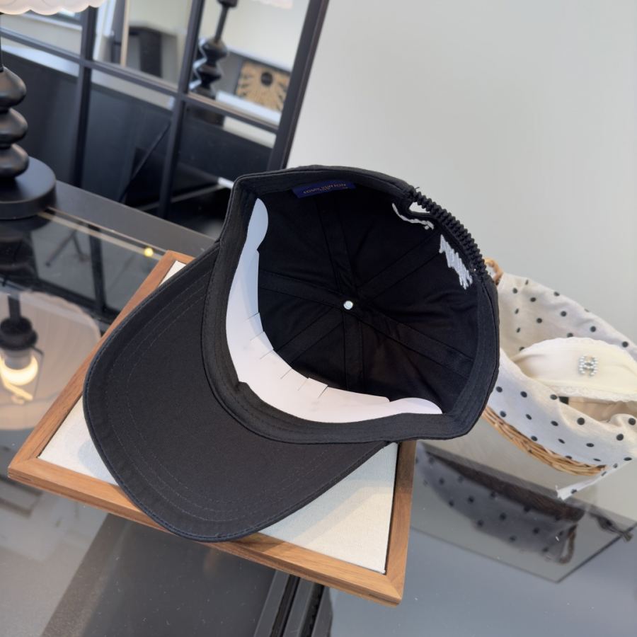 1:1 Replica Louis Vuitton hat ¥ — 1:1 Replica — photo 8