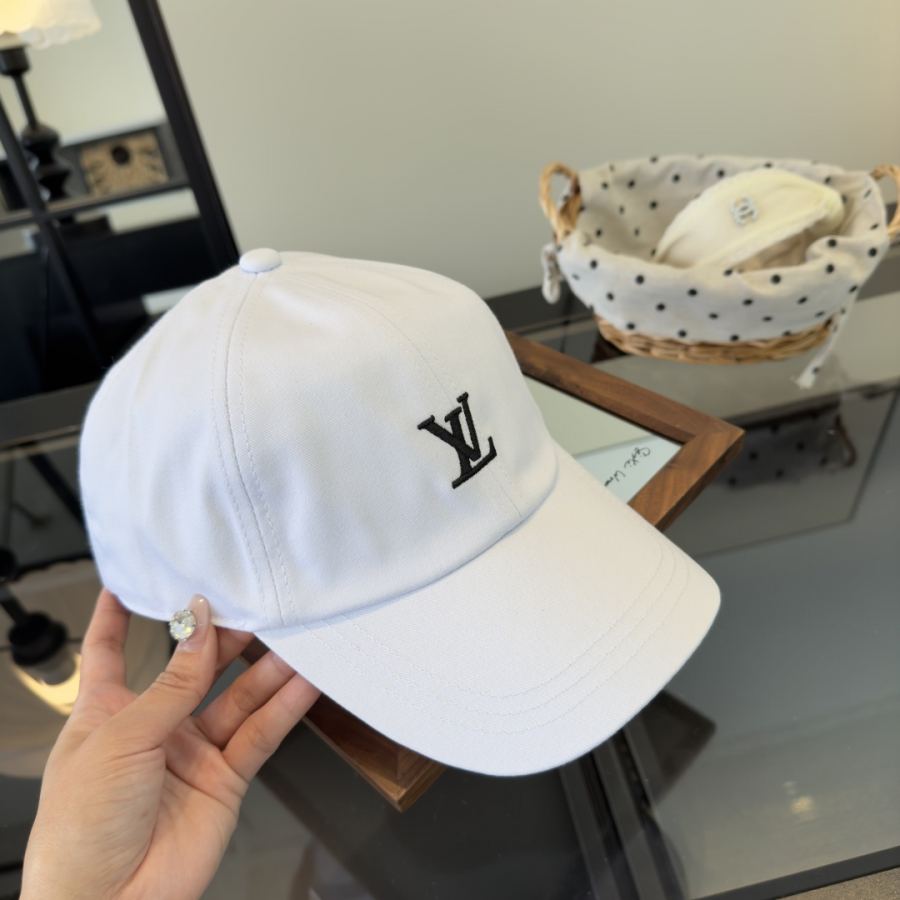1:1 Replica Louis Vuitton hat ¥ — AAA Quality Replica — photo 4