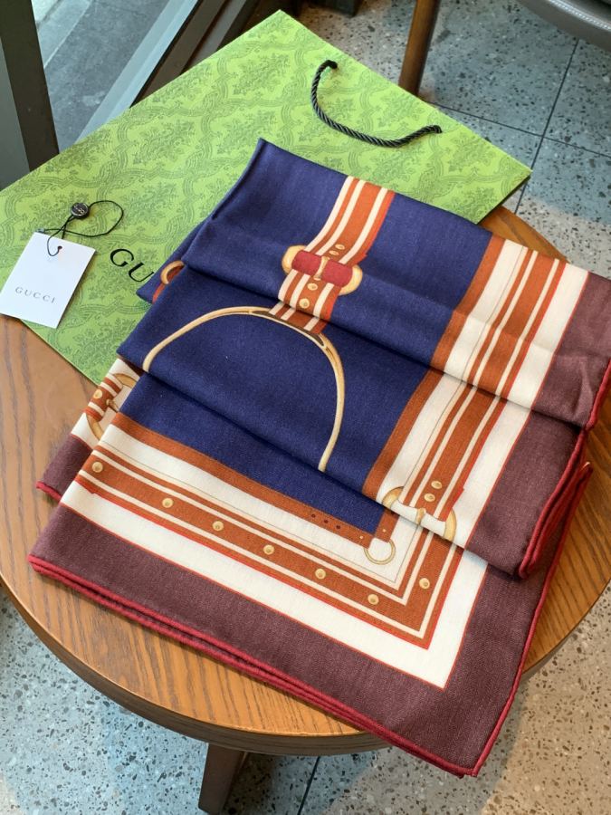 1:1 Replica gucci scarf Gucci — AAA Quality Replica — photo 4