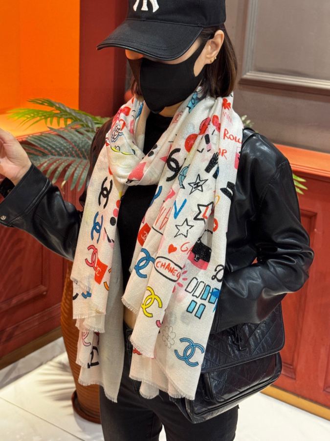 1:1 Replica Chanel scarf Chanel — 1:1 Replica — photo 2