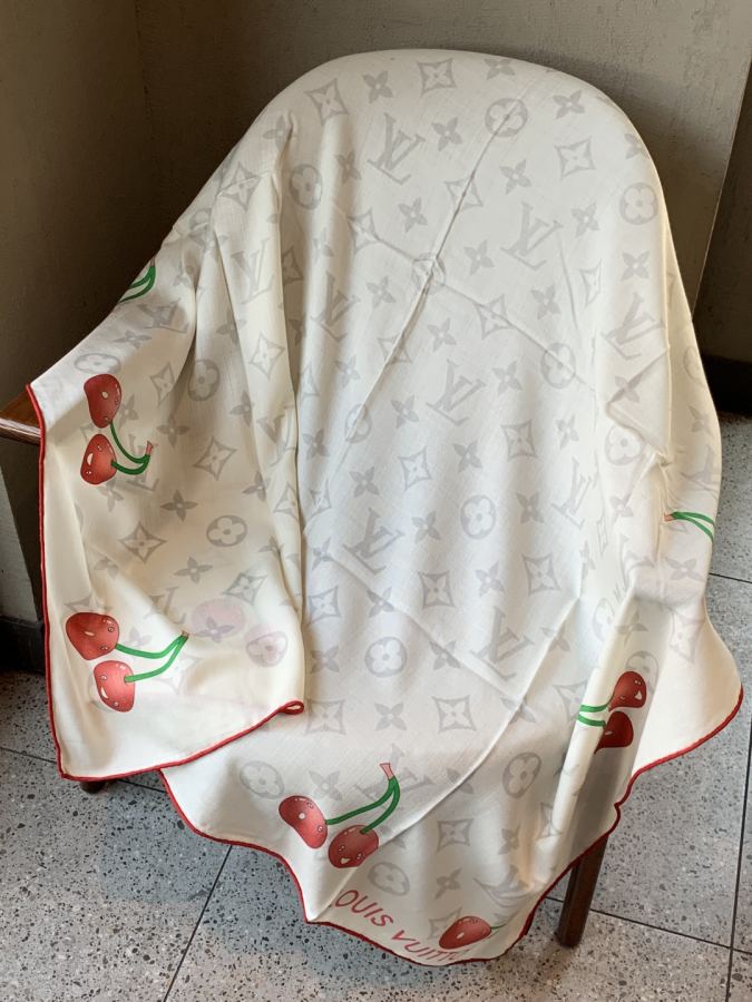 1:1 Replica LV scarf LV X TM MONOGRAM — 1:1 Replica — photo 8