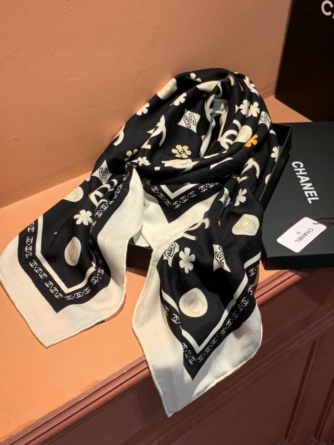 1:1 Replica Chanel scarf Chanel — 1:1 Replica — photo 4