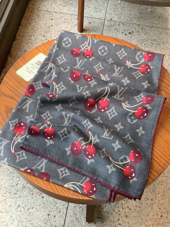 1:1 Replica LV scarf LV X TM MONOGRAM — AAA Quality Replica — photo 4