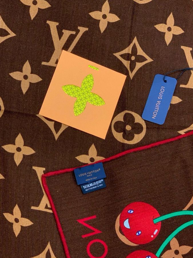 1:1 Replica LV scarf LV X TM MONOGRAM — 1:1 Replica — photo 6
