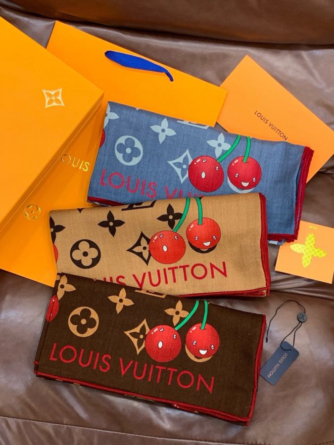 1:1 Replica LV scarf LV X TM MONOGRAM — 1:1 Replica — photo 9