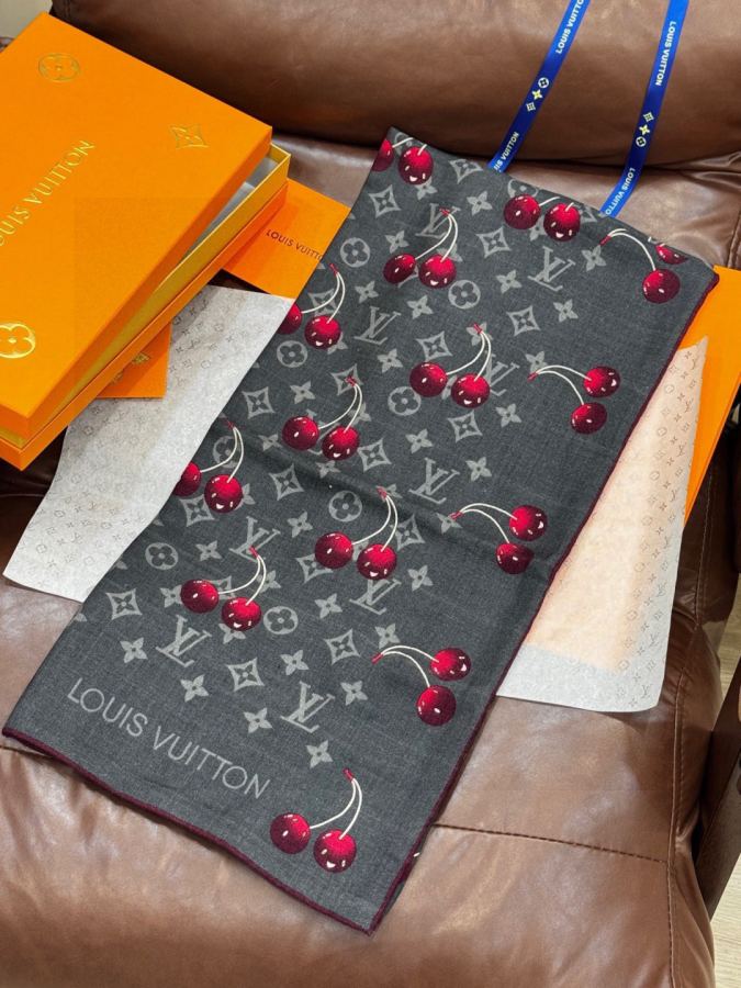 1:1 Replica LV scarf LV X TM MONOGRAM — AAA Quality Replica — photo 4