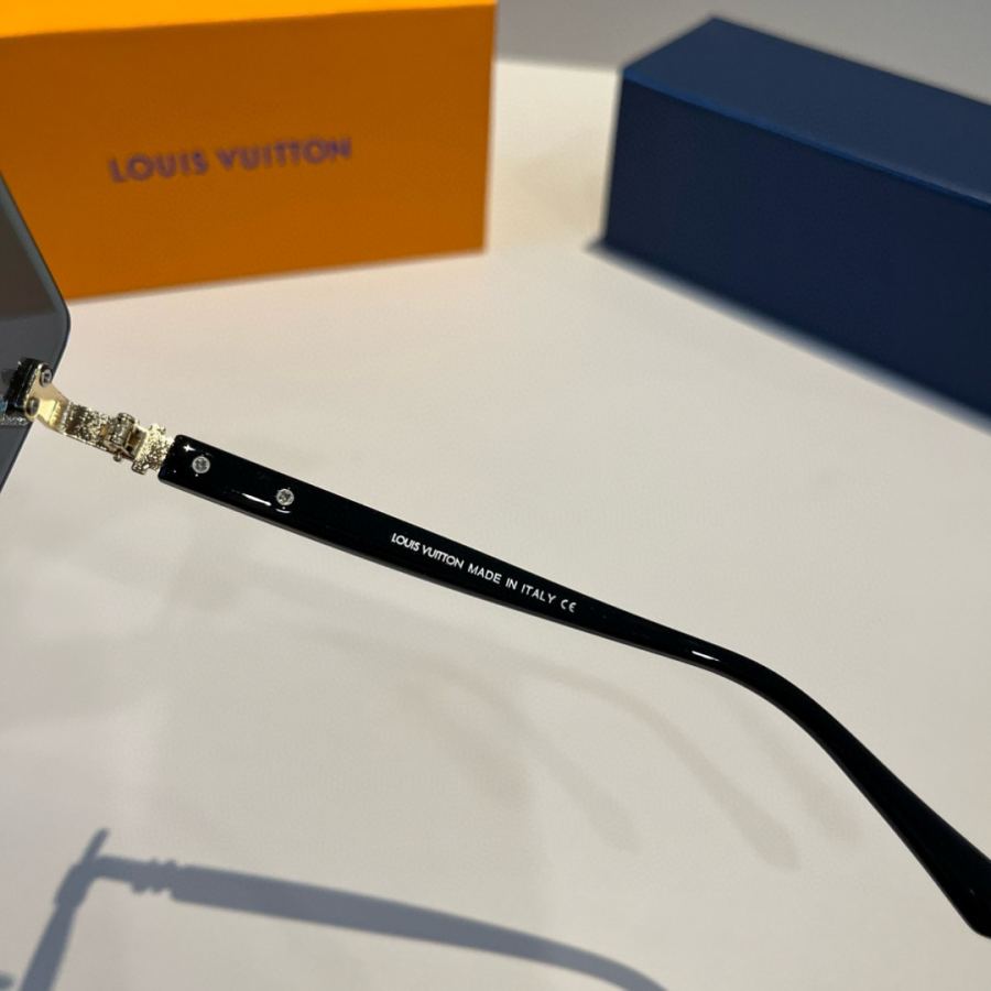1:1 Replica LV glasses ¥ — AAA Quality Replica — photo 9