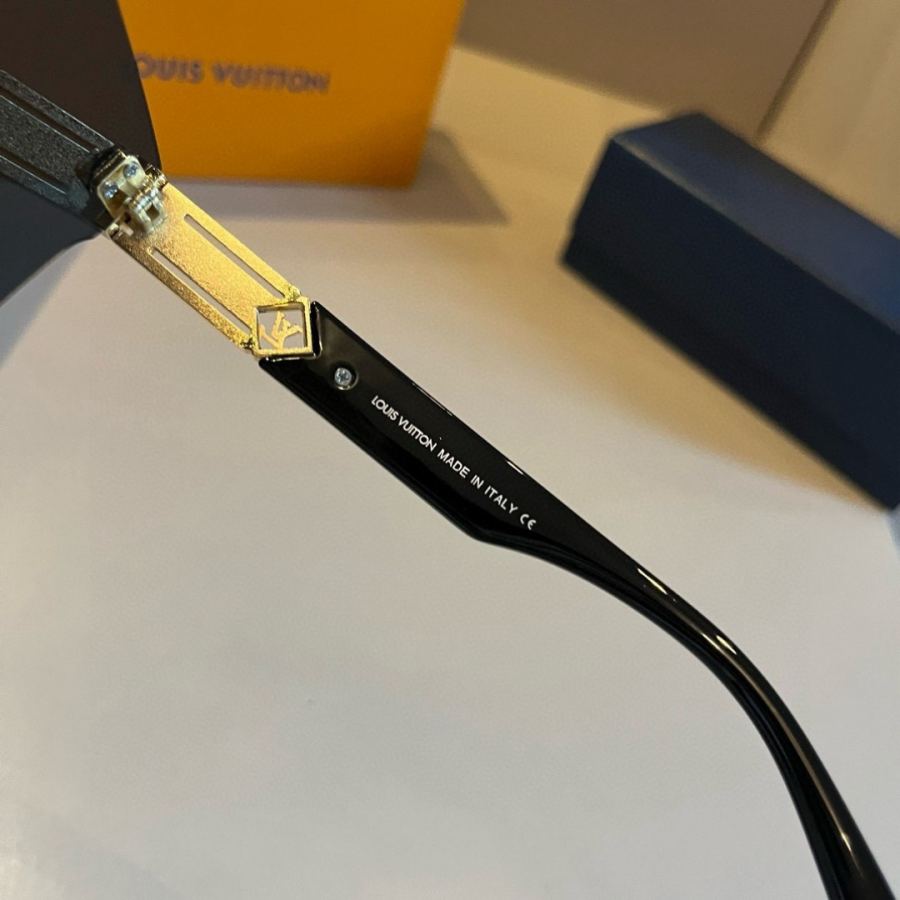 1:1 Replica LV glasses ¥ — AAA Quality Replica — photo 9