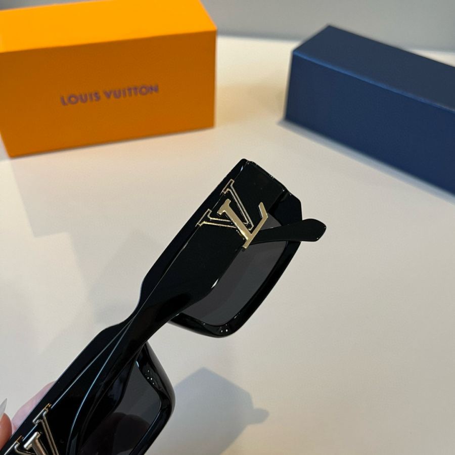 1:1 Replica LV glasses ¥ — AAA Quality Replica — photo 6