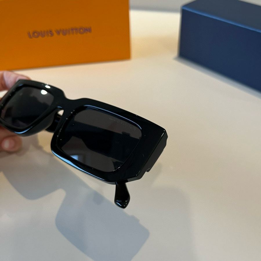 1:1 Replica LV glasses ¥ — AAA Quality Replica — photo 7