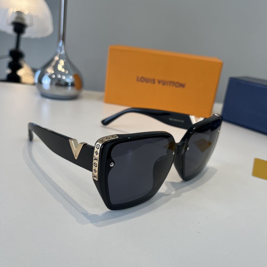 1:1 Replica LV glasses ¥ — 1:1 Replica