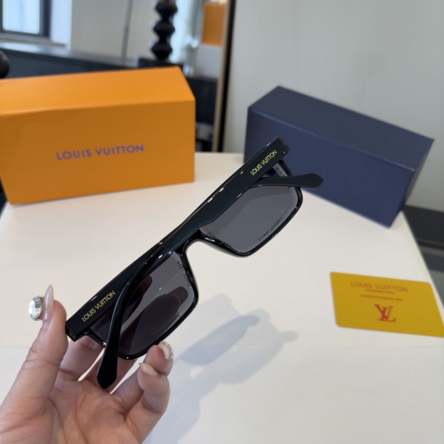 1:1 Replica LV glasses Lv Louis Vuitton — Premium Replica — photo 4