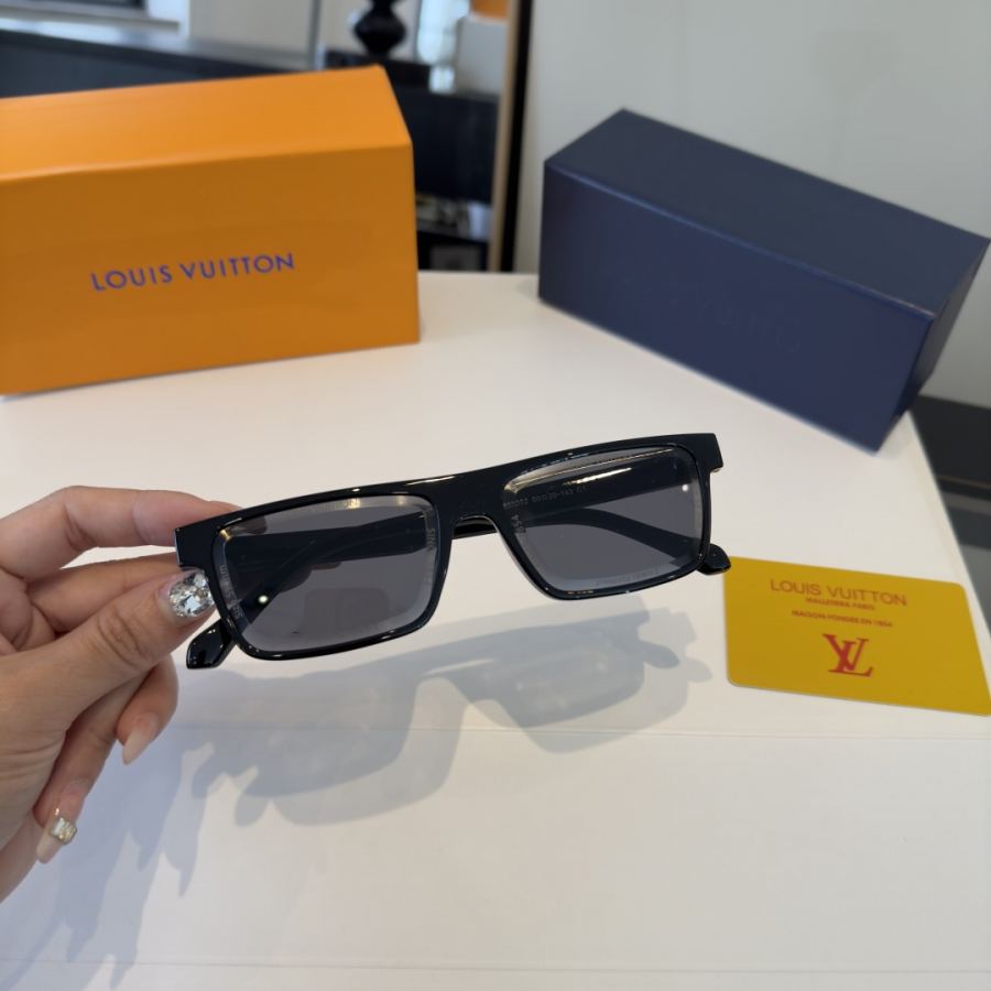 1:1 Replica LV glasses Lv Louis Vuitton — Premium Replica — photo 6