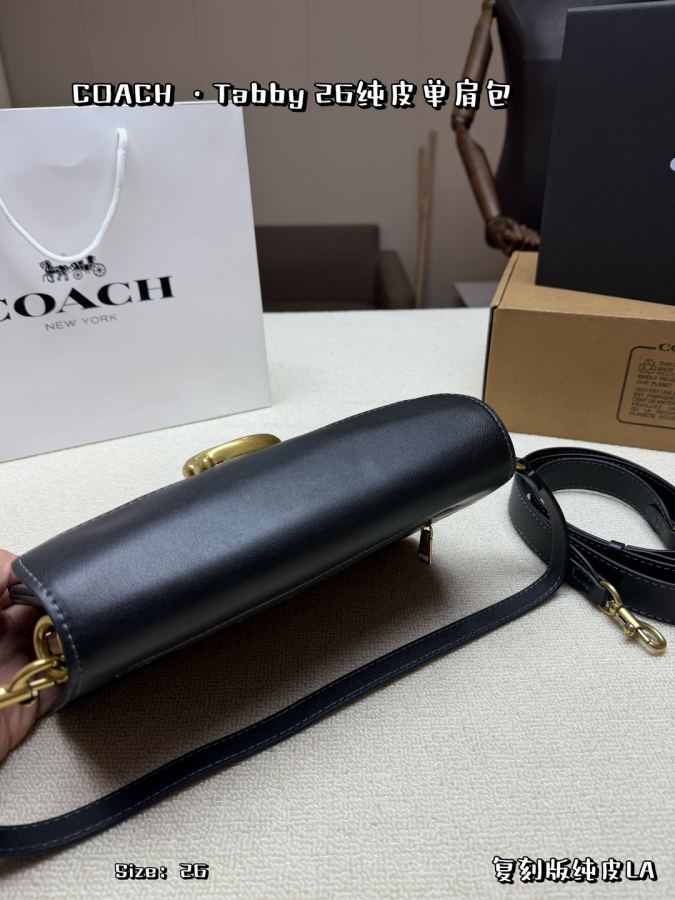 1:1 Replica COACH bag replica — photo 4