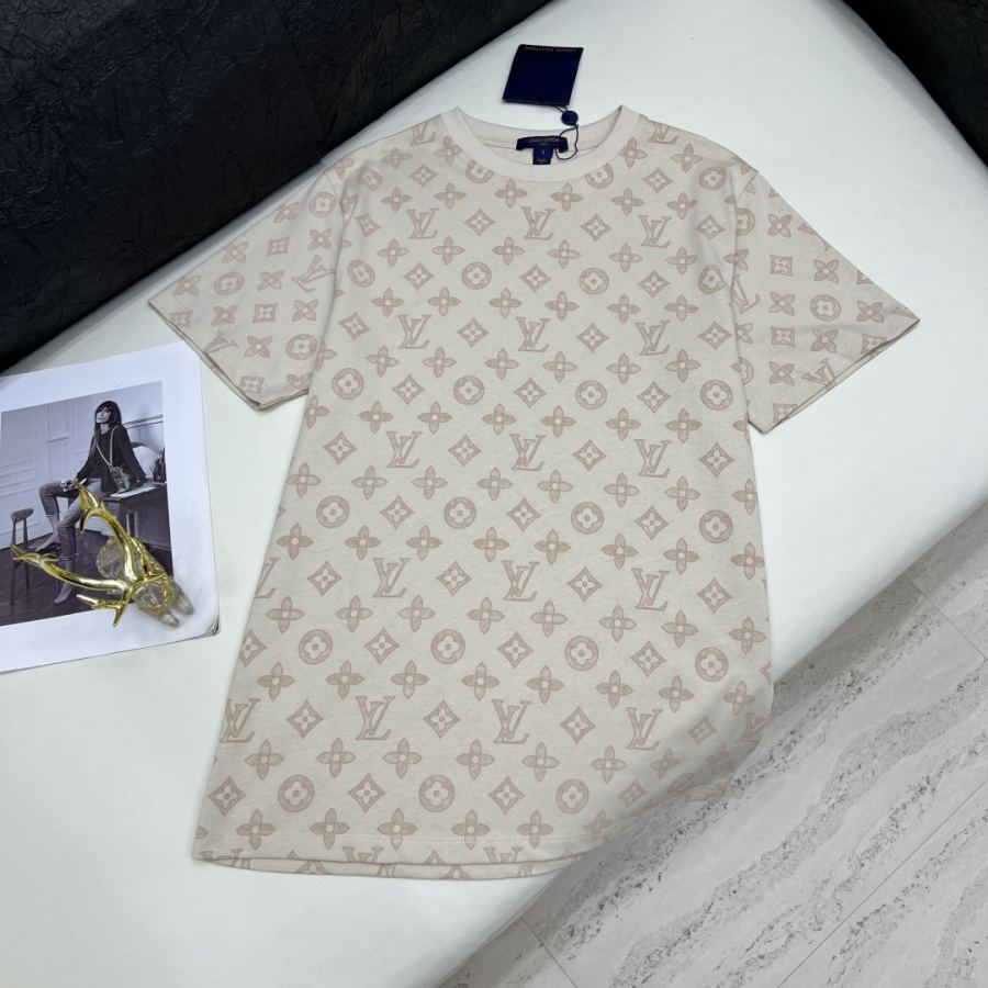 1:1 Replica LV Women New — AAA Quality Replica