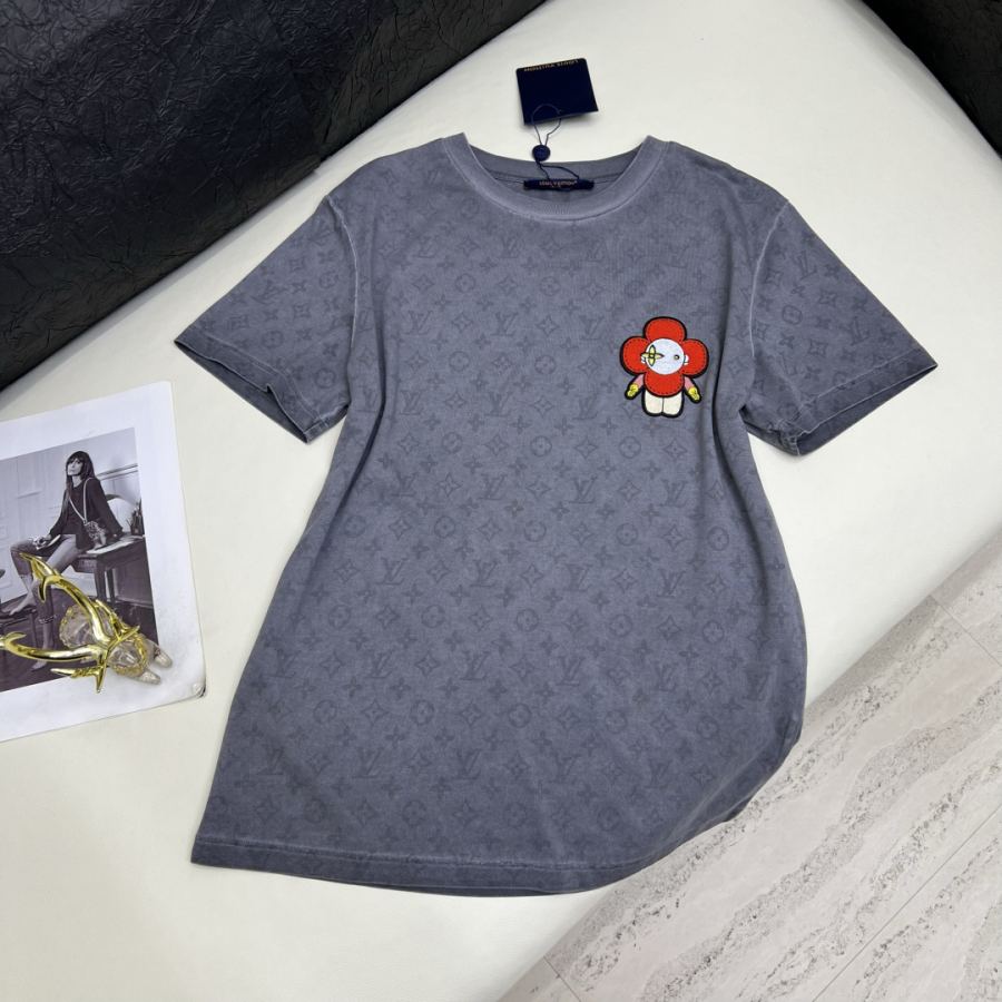 1:1 Replica LV Women New — AAA Quality Replica