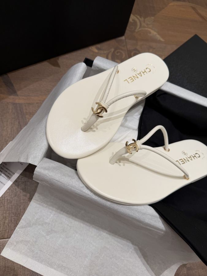 1:1 Replica Chanel Women White — Premium Replica — photo 6