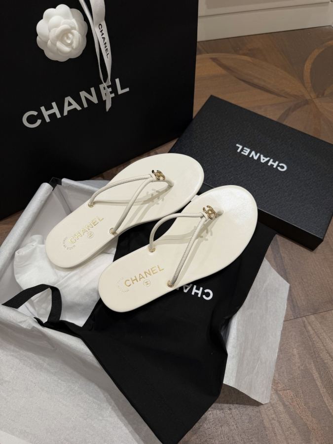 1:1 Replica Chanel Women White — Premium Replica
