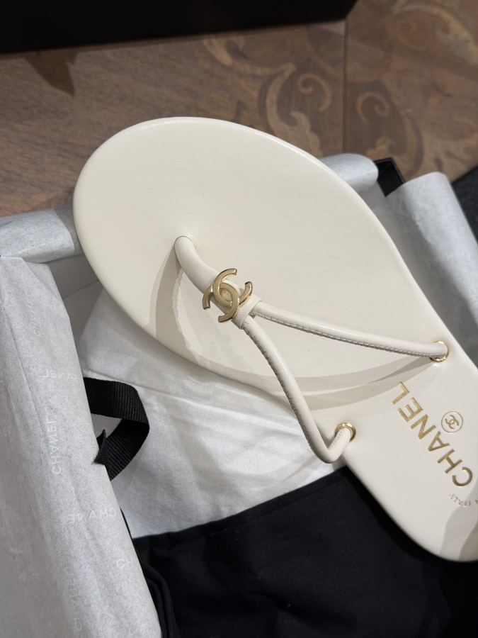 1:1 Replica Chanel Women White — Premium Replica — photo 9