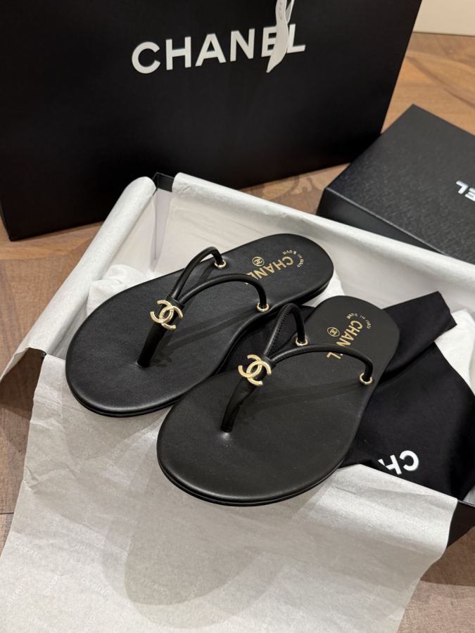 1:1 Replica Chanel Women Black — Premium Replica — photo 6