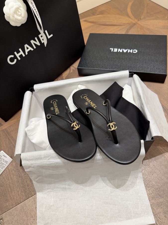1:1 Replica Chanel Women Black — Premium Replica — photo 2