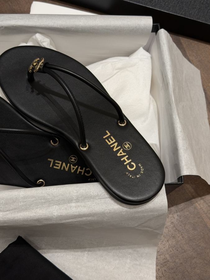 1:1 Replica Chanel Women Black — Premium Replica — photo 8