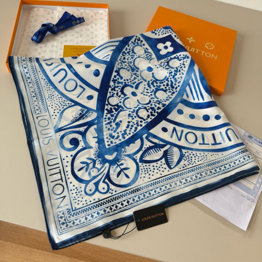 1:1 Replica LV scarf Lv — 1:1 Replica — photo 4