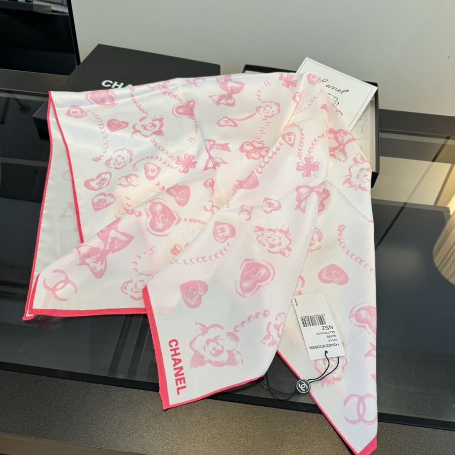 1:1 Replica Chanel scarf Chanel 25 — AAA Quality Replica — photo 7