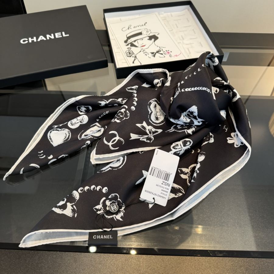 1:1 Replica Chanel scarf Chanel 25 — Premium Replica — photo 5