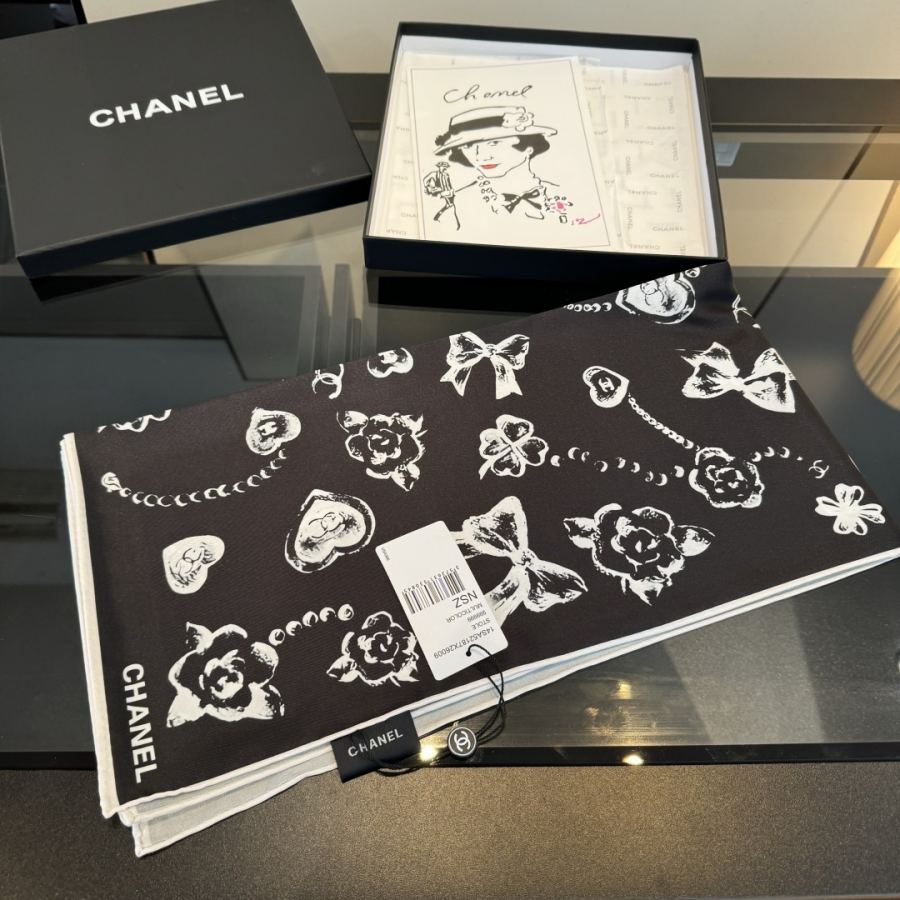 1:1 Replica Chanel scarf Chanel 25 — Premium Replica — photo 2
