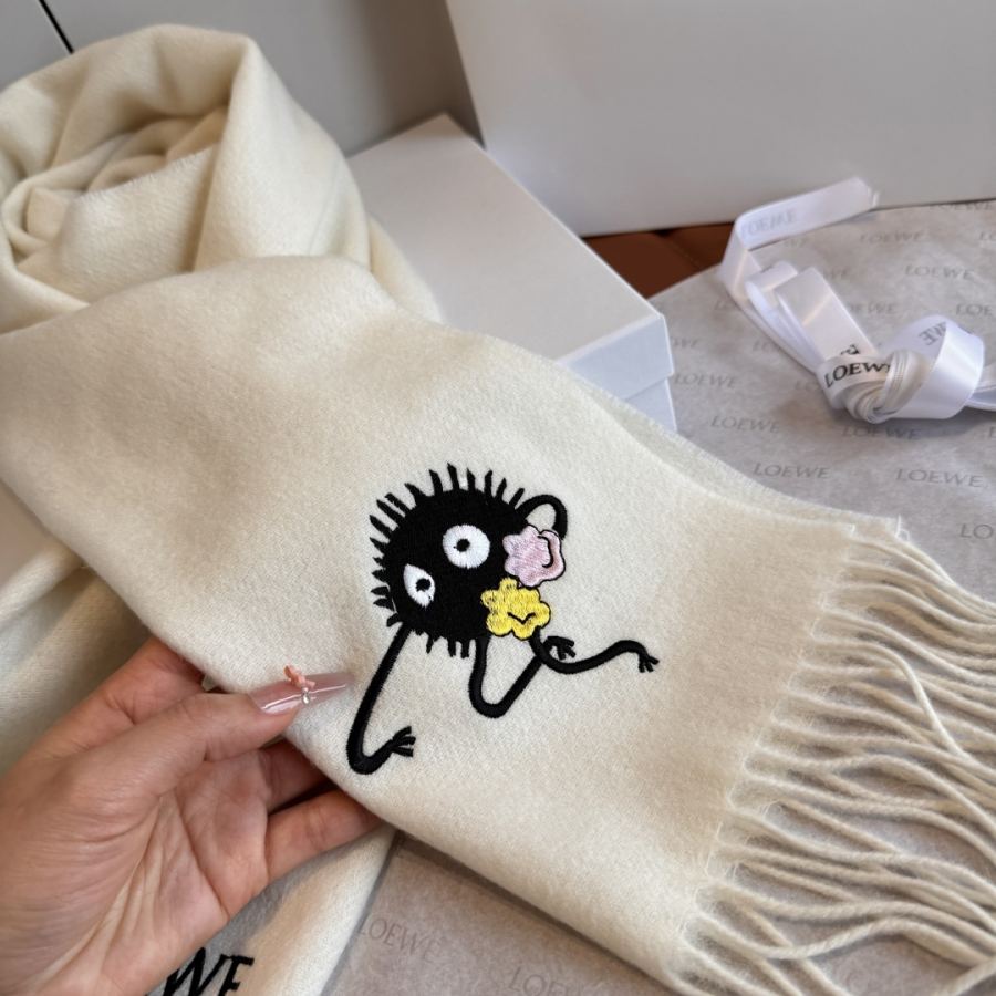 1:1 Replica Loewe scarf loewe logo — AAA Quality Replica — photo 6