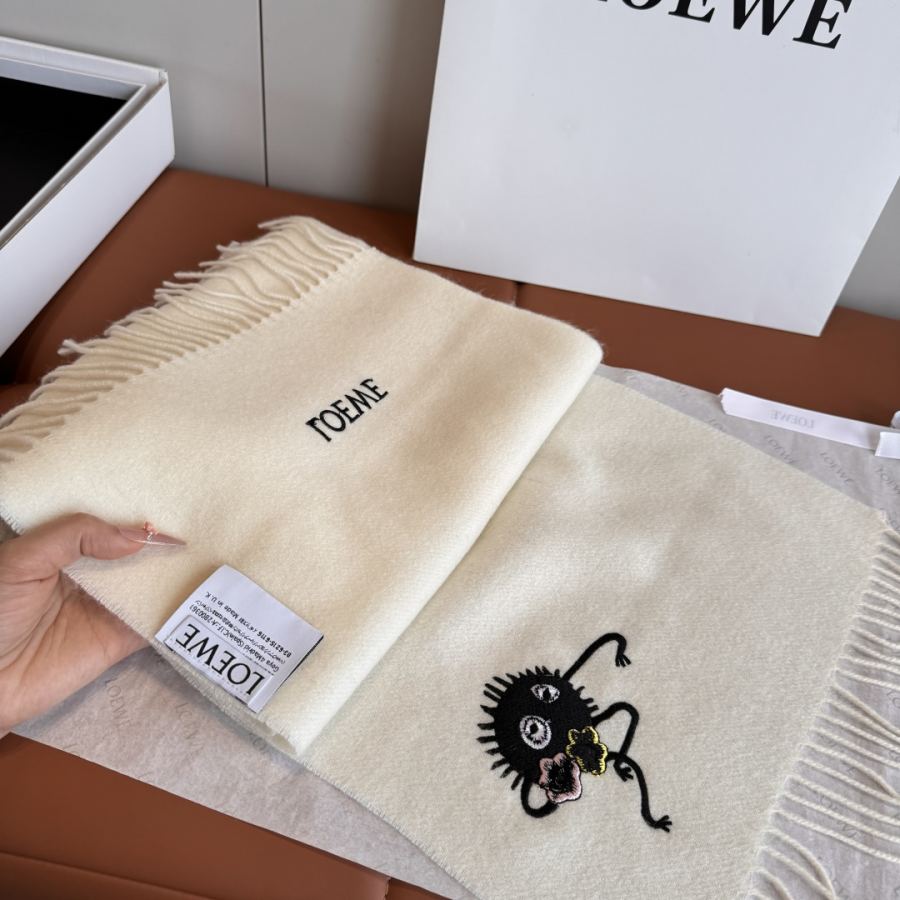 1:1 Replica Loewe scarf loewe logo — AAA Quality Replica — photo 7