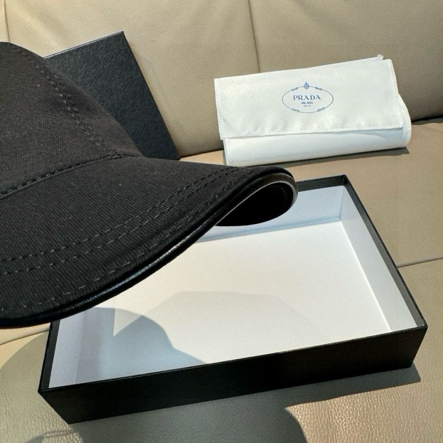 1:1 Replica prada hat Prada New logo 1:1 + 56 — photo 5