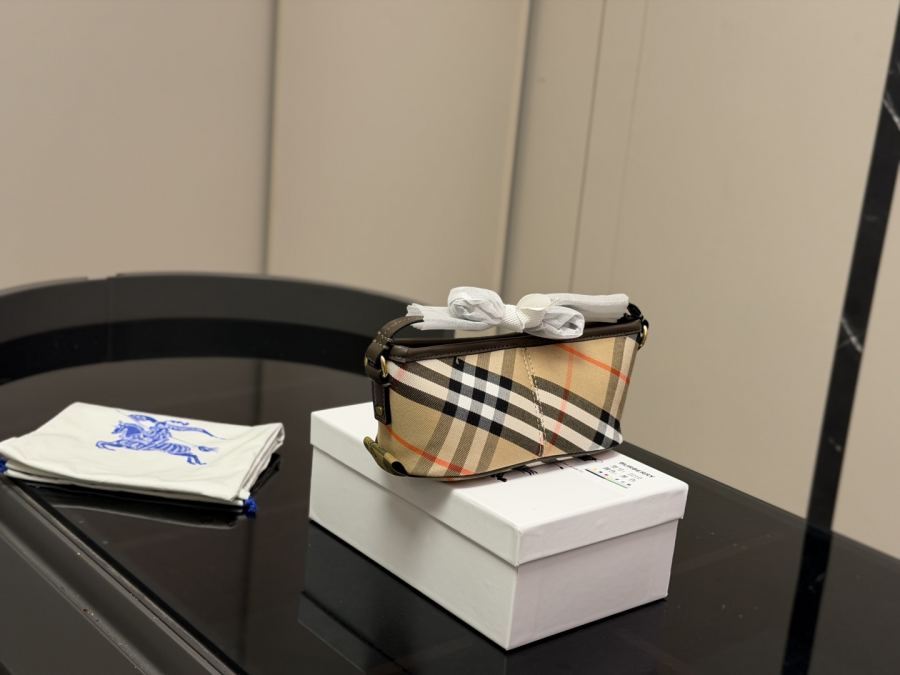 1:1 Replica Burberry bag size 20*9cm — Premium Replica — photo 7