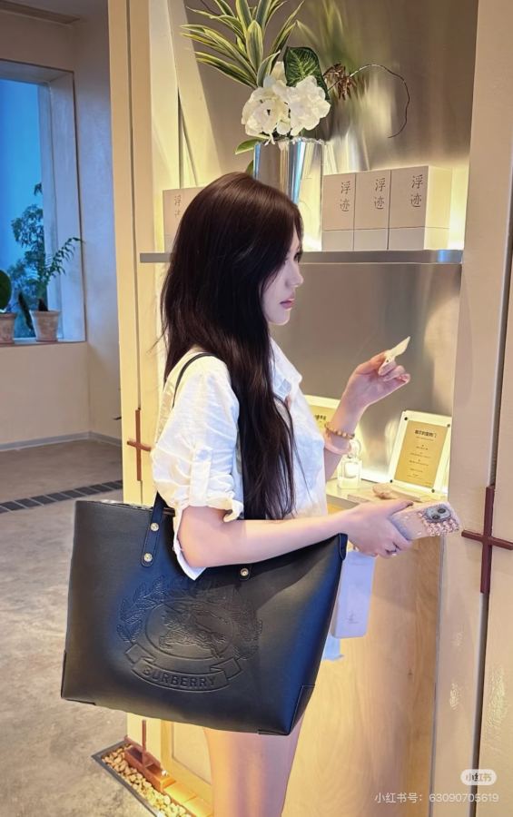 1:1 Replica Burberry bag Burberry — AAA Quality Replica — photo 4