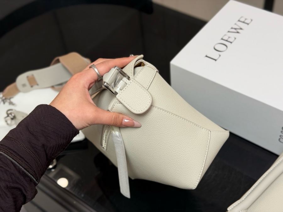1:1 Replica LOEWE bag Size: 18*10cm (mini) — Premium Replica — photo 6