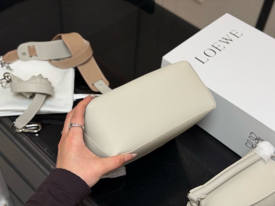 1:1 Replica LOEWE bag Size: 18*10cm (mini) — Premium Replica — photo 8