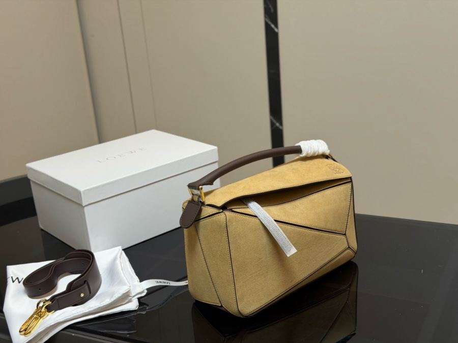 1:1 Replica LOEWE bag size 30*21cm — AAA Quality Replica — photo 5