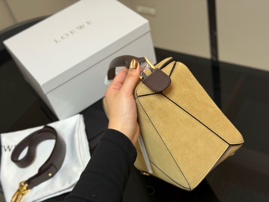 1:1 Replica LOEWE bag size 30*21cm — AAA Quality Replica — photo 7