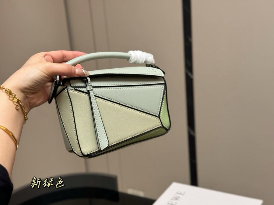 1:1 Replica LOEWE bag Size: 18*10cm (mini) — 1:1 Replica — photo 9