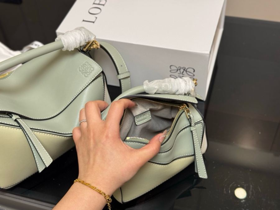 1:1 Replica LOEWE bag Size: 18*10cm (mini) — AAA Quality Replica — photo 4
