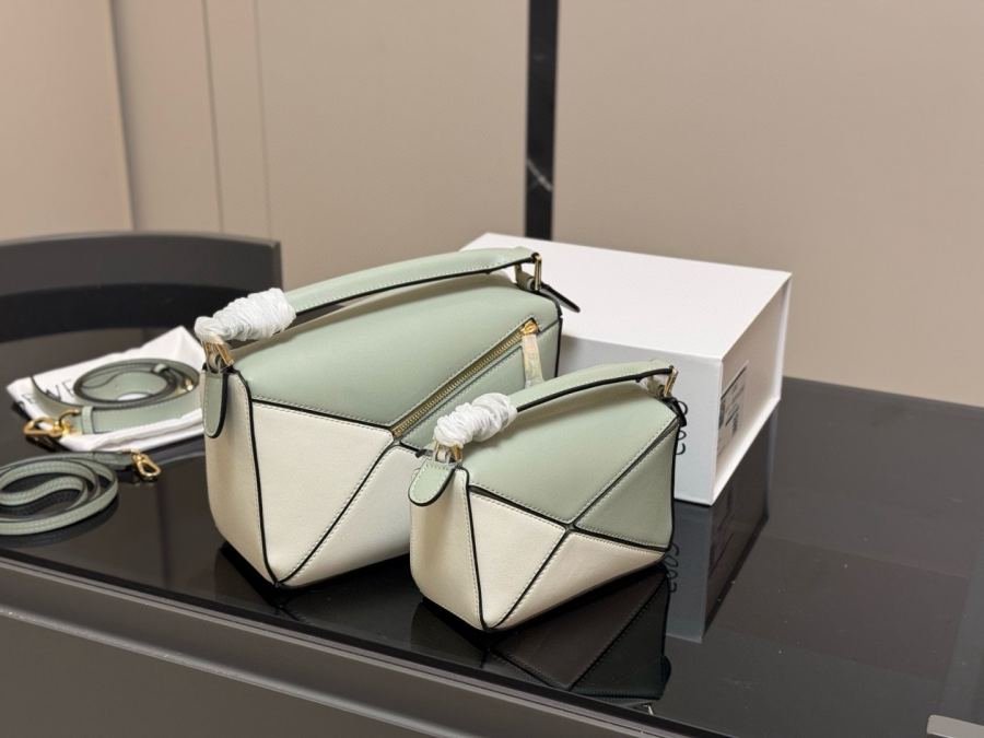 1:1 Replica LOEWE bag Size: 18*10cm (mini) — AAA Quality Replica — photo 7