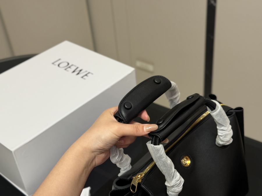 1:1 Replica LOEWE bag Loewe “Madrid” — Premium Replica — photo 3