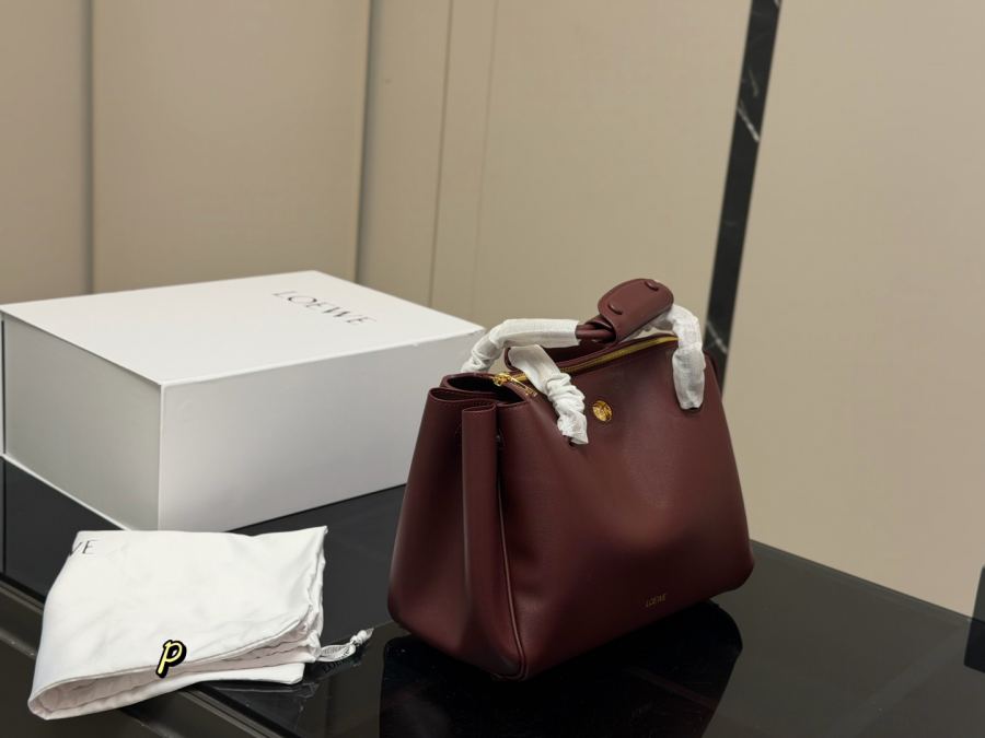 1:1 Replica LOEWE bag Loewe “Madrid” — 1:1 Replica — photo 4