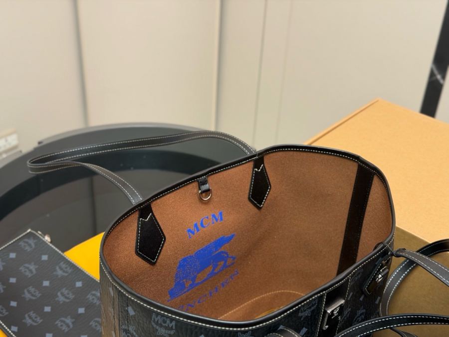 1:1 Replica MCM bag Comes with box (original order) — AAA Quality Replica — photo 4