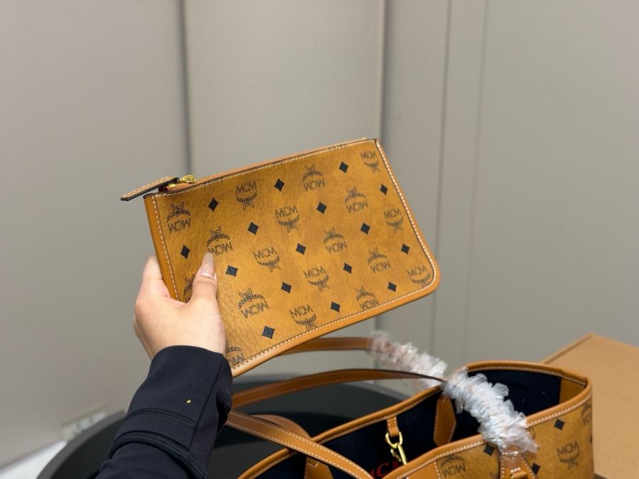 1:1 Replica MCM bag Comes with box (original order) — 1:1 Replica — photo 3