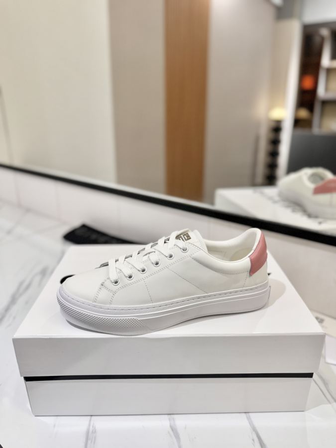 1:1 Replica Givenchy women's shoes GIVENCHY — AAA Quality Replica — photo 4